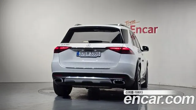 Mercedes-Benz GLE 2025 thumb 4