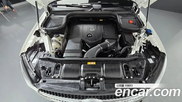 Mercedes-Benz GLE 2025 thumb 6
