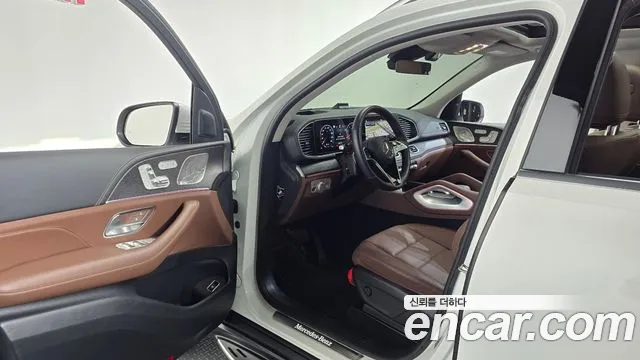 Mercedes-Benz GLE 2025 thumb 10