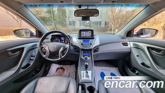 Hyundai Avante 2013 thumb 4