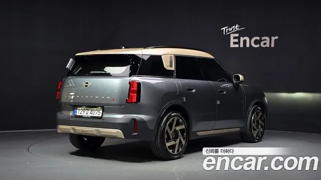 MINI Countryman 2025 thumb 2