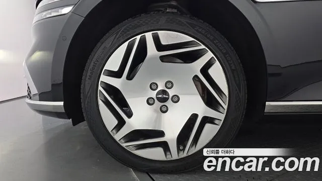 Genesis G90 2023 thumb 5
