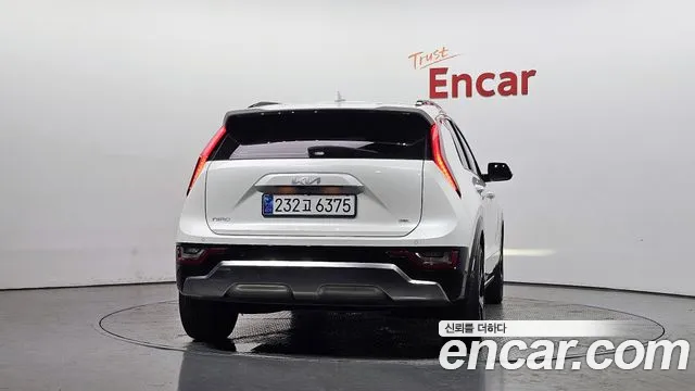 Kia Niro 2022 thumb 4