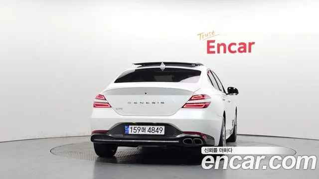 Genesis G70 2023 thumb 4
