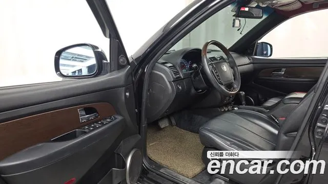 KG_Mobility_Ssangyong Rexton 2013 thumb 10