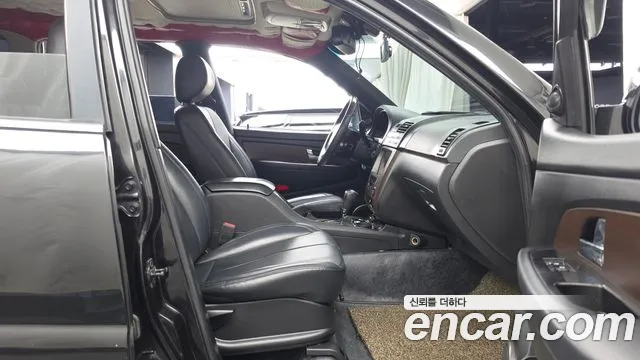 KG_Mobility_Ssangyong Rexton 2013 thumb 11