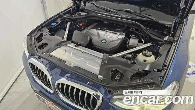 BMW X4 2021 thumb 6