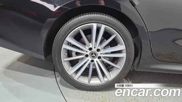 Mercedes-Benz CLS-Class 2019 thumb 5