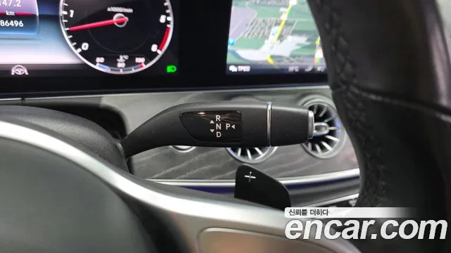Mercedes-Benz CLS-Class 2019 thumb 9