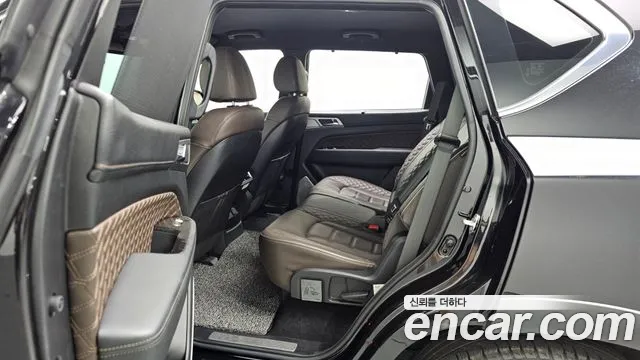 KG_Mobility_Ssangyong Rexton 2023 thumb 12