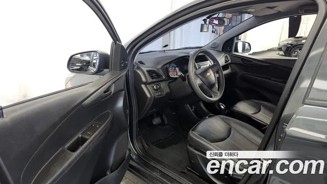 ChevroletGMDaewoo Spark 2017 thumb 10