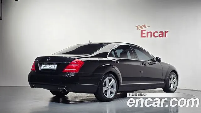 Mercedes-Benz S-Класс 2010 thumb 2