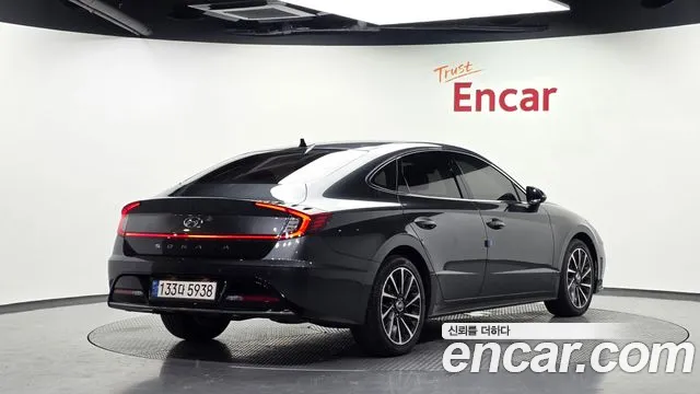 Hyundai Sonata 2022 thumb 2