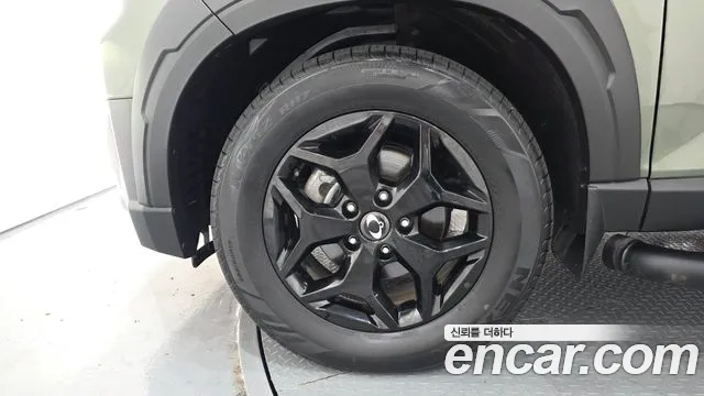 KG_Mobility_Ssangyong Rexton 2023 thumb 4