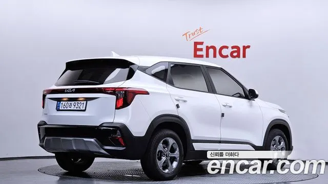 Kia Seltos 2024 thumb 2