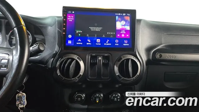 Jeep Wrangler 2017 thumb 12