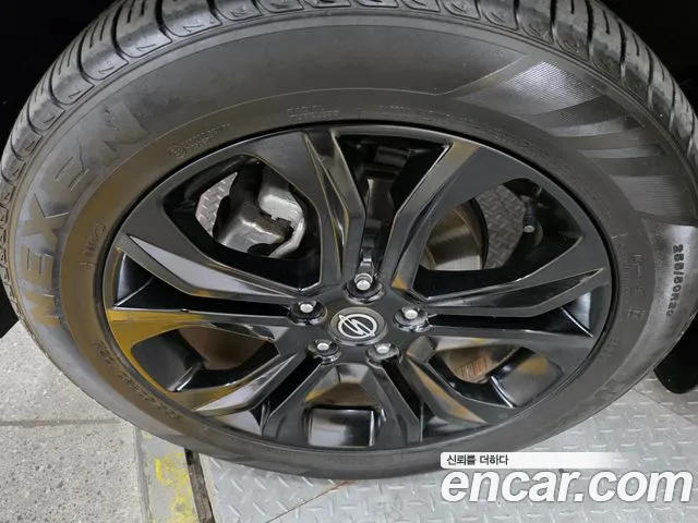 KG_Mobility_Ssangyong Rexton 2021 thumb 5