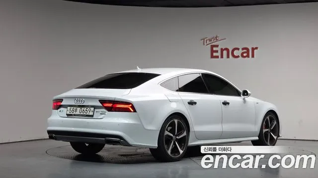 Audi A7 2015 thumb 2
