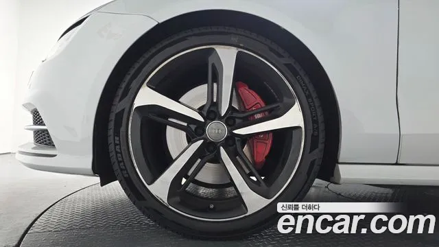 Audi A7 2015 thumb 5