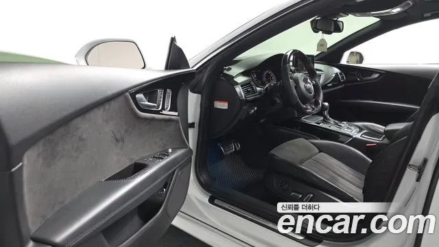 Audi A7 2015 thumb 10