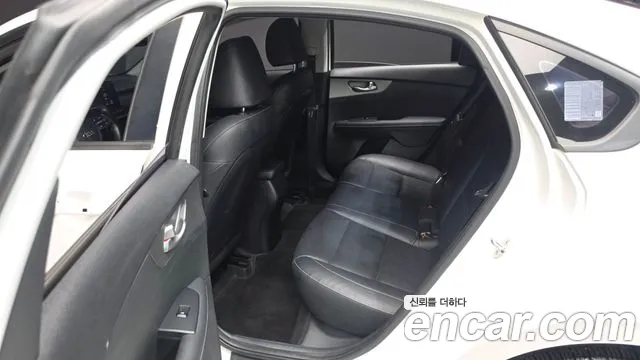 Kia K3 2019 thumb 11