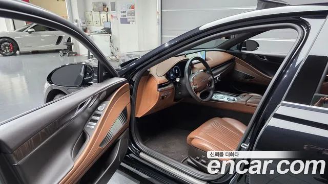 Genesis G80 2020 thumb 10