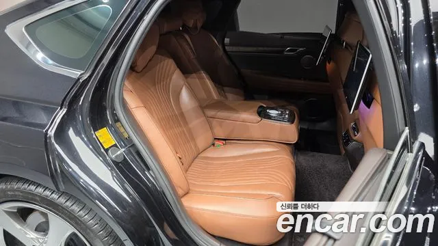 Genesis G80 2020 thumb 11