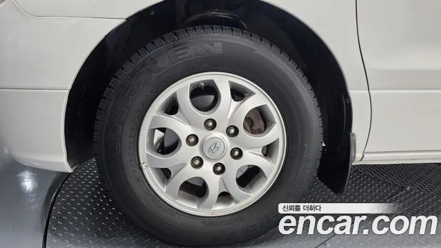 Hyundai Starex 2015 thumb 4