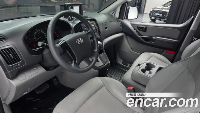 Hyundai Starex 2015 thumb 6