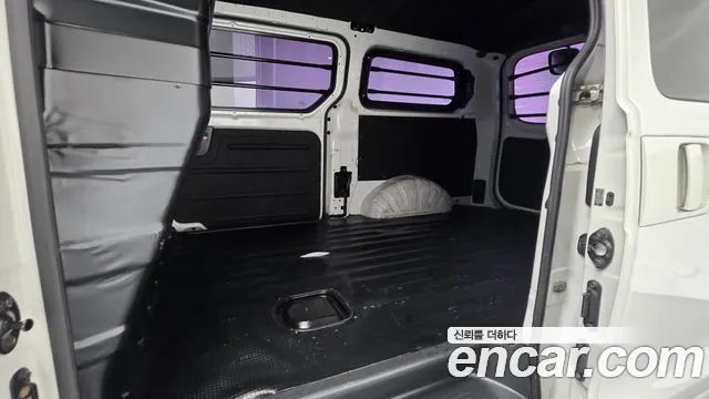 Hyundai Starex 2015 thumb 11