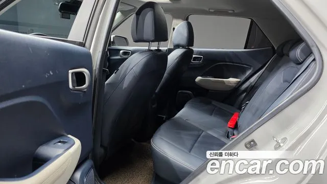 Hyundai Venue 2021 thumb 12
