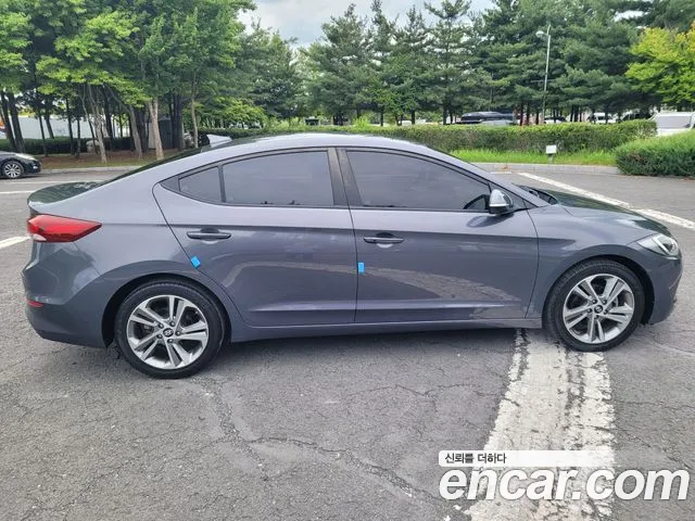 Hyundai Avante 2017 thumb 2