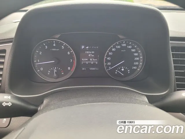 Hyundai Avante 2017 thumb 7