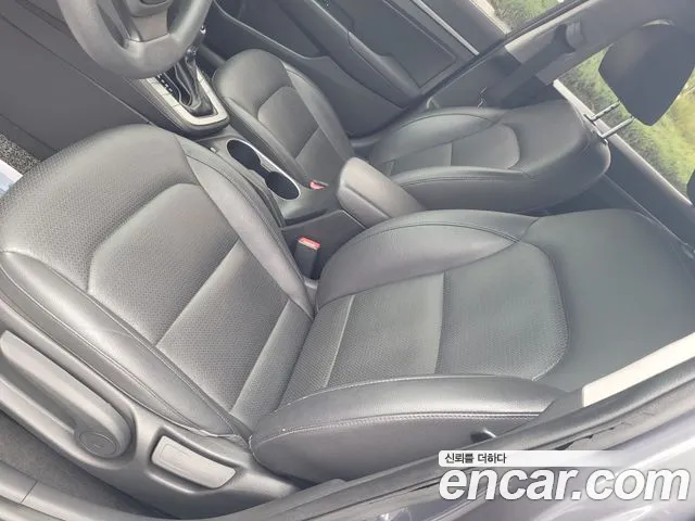 Hyundai Avante 2017 thumb 9
