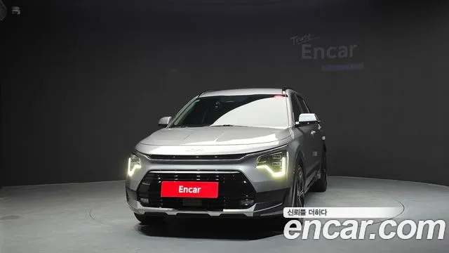 Kia Niro 2023 thumb 3