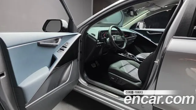Kia Niro 2023 thumb 10
