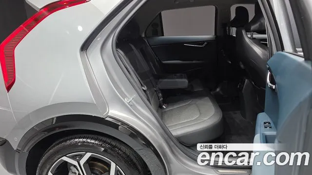 Kia Niro 2023 thumb 12