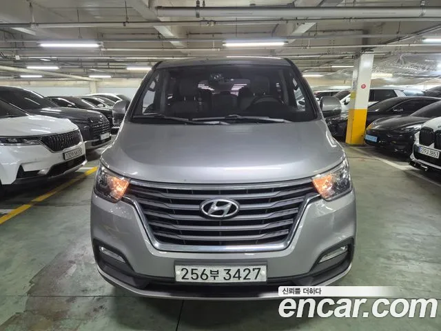 Hyundai Starex 2019 thumb 3