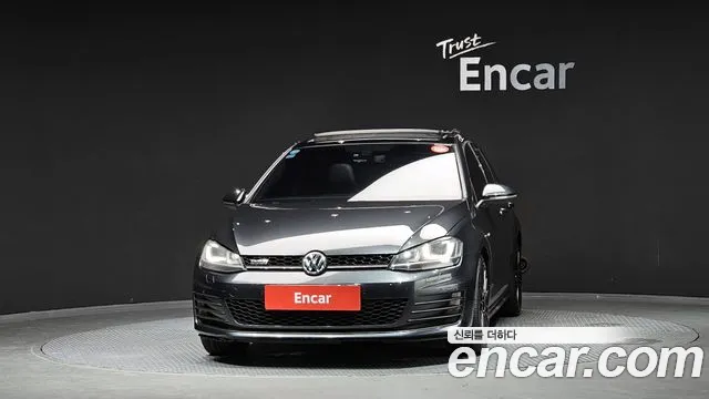Volkswagen Golf Sportsvan 2014 thumb 3