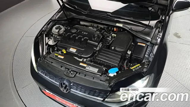 Volkswagen Golf Sportsvan 2014 thumb 6