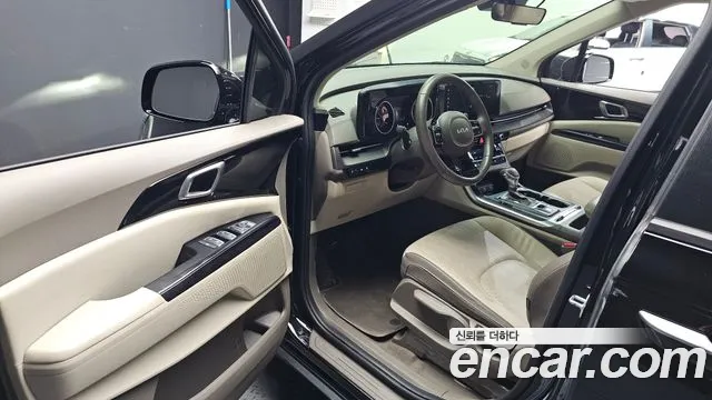 Kia Carnival 2022 thumb 10