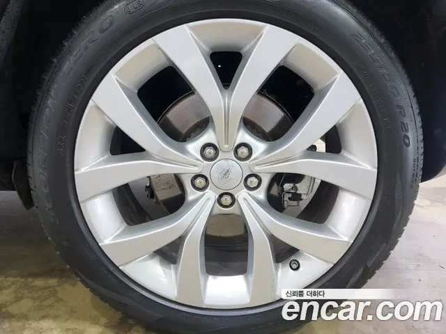 Land Rover Range Rover Evoque 2021 thumb 5
