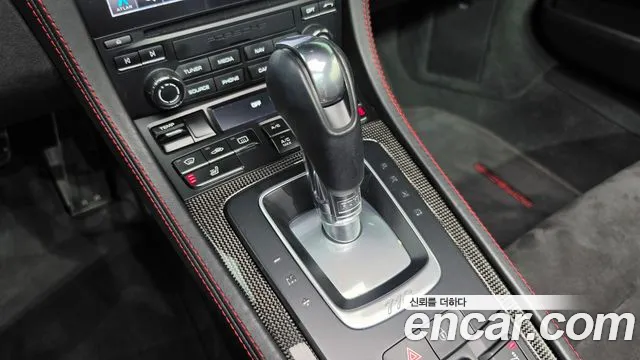 Porsche Cayman 2018 thumb 9