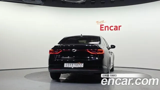 Renault-KoreaSamsung Megane 2016 thumb 4