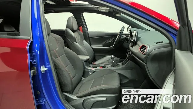 Hyundai i30 2019 thumb 11