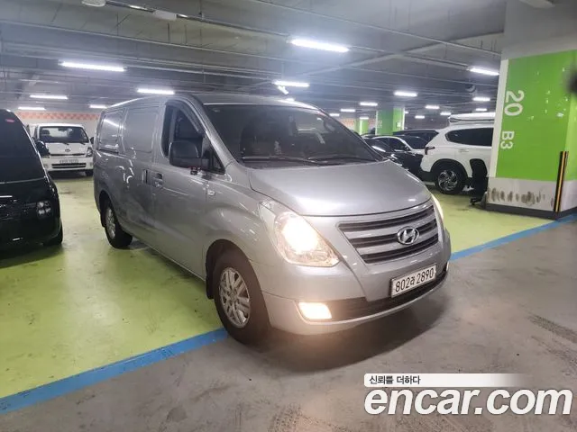 Hyundai Starex 2016 thumb 2