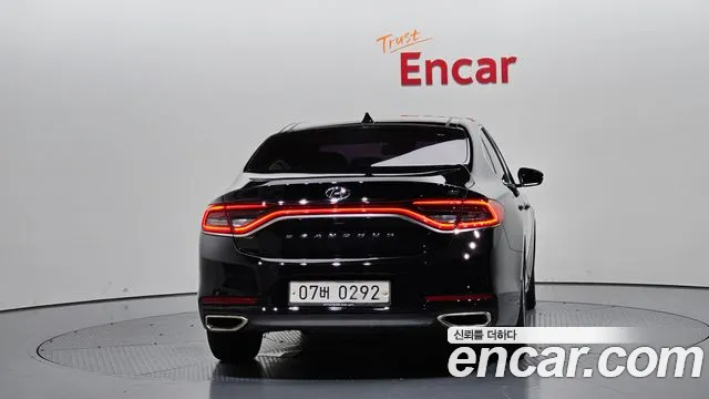 Hyundai Grandeur 2016 thumb 4