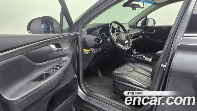 Hyundai Santa Fe 2018 thumb 10