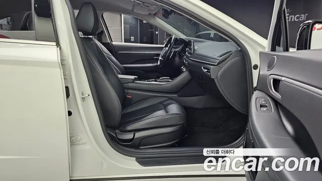 Hyundai Sonata 2021 thumb 11