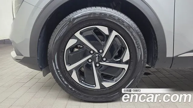 Kia Sportage 2023 thumb 4